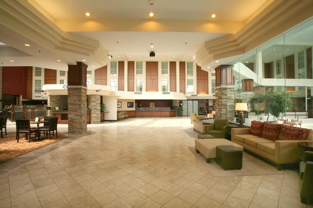 Doubletree By Hilton Madison East Exterior foto